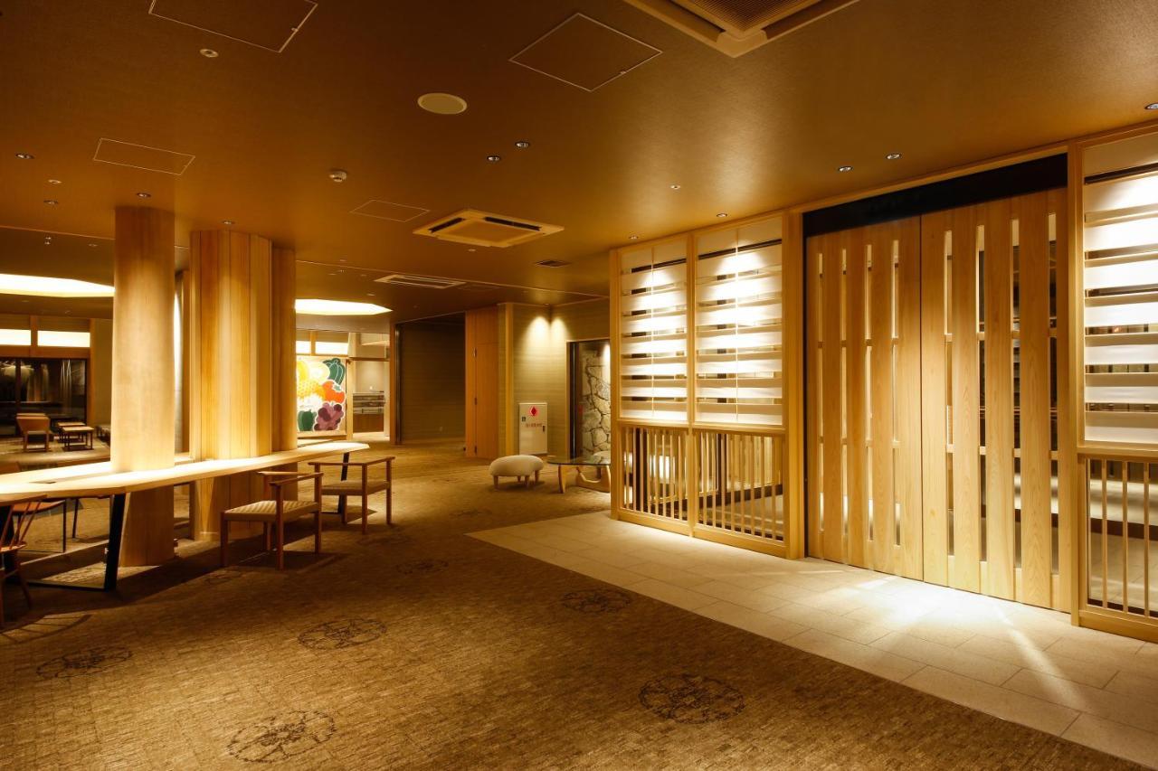 The Shiroyama Terrace Tsuyama Villa Екстериор снимка